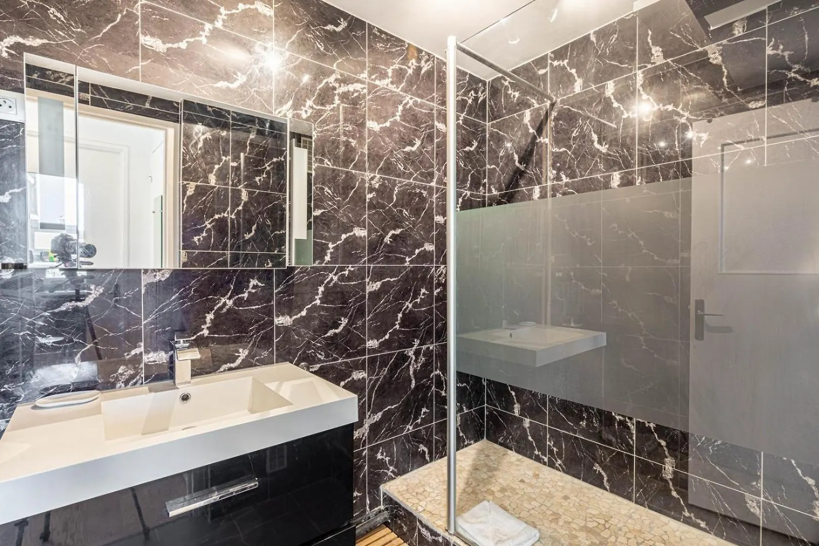 Guestready - Havre De Paix Avec Balcon Pour 2 Appartement Parijs Frankrijk